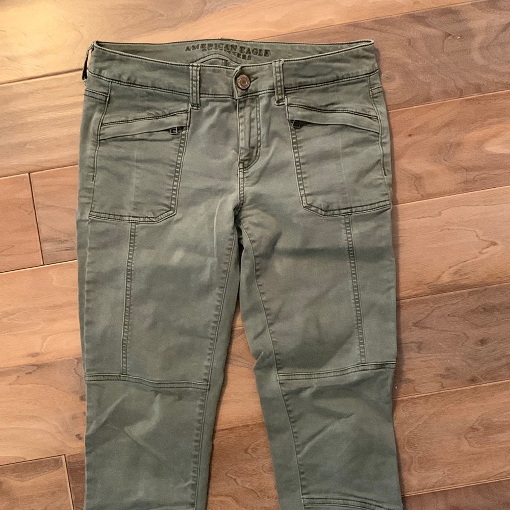 American Eagle cargo jegging